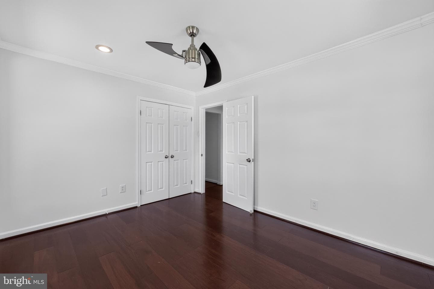 2861 Ridge Road photo 22