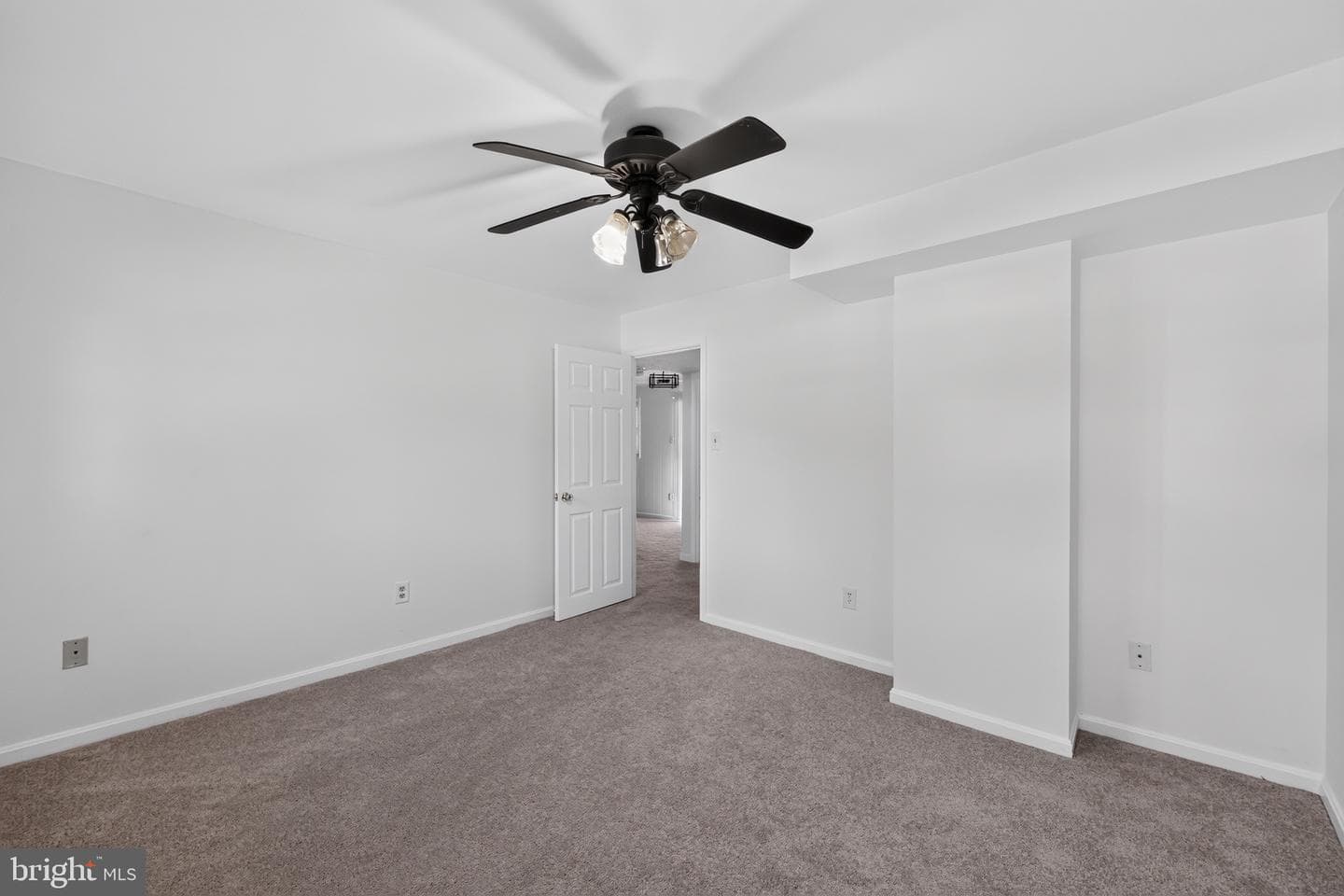 2861 Ridge Road photo 23