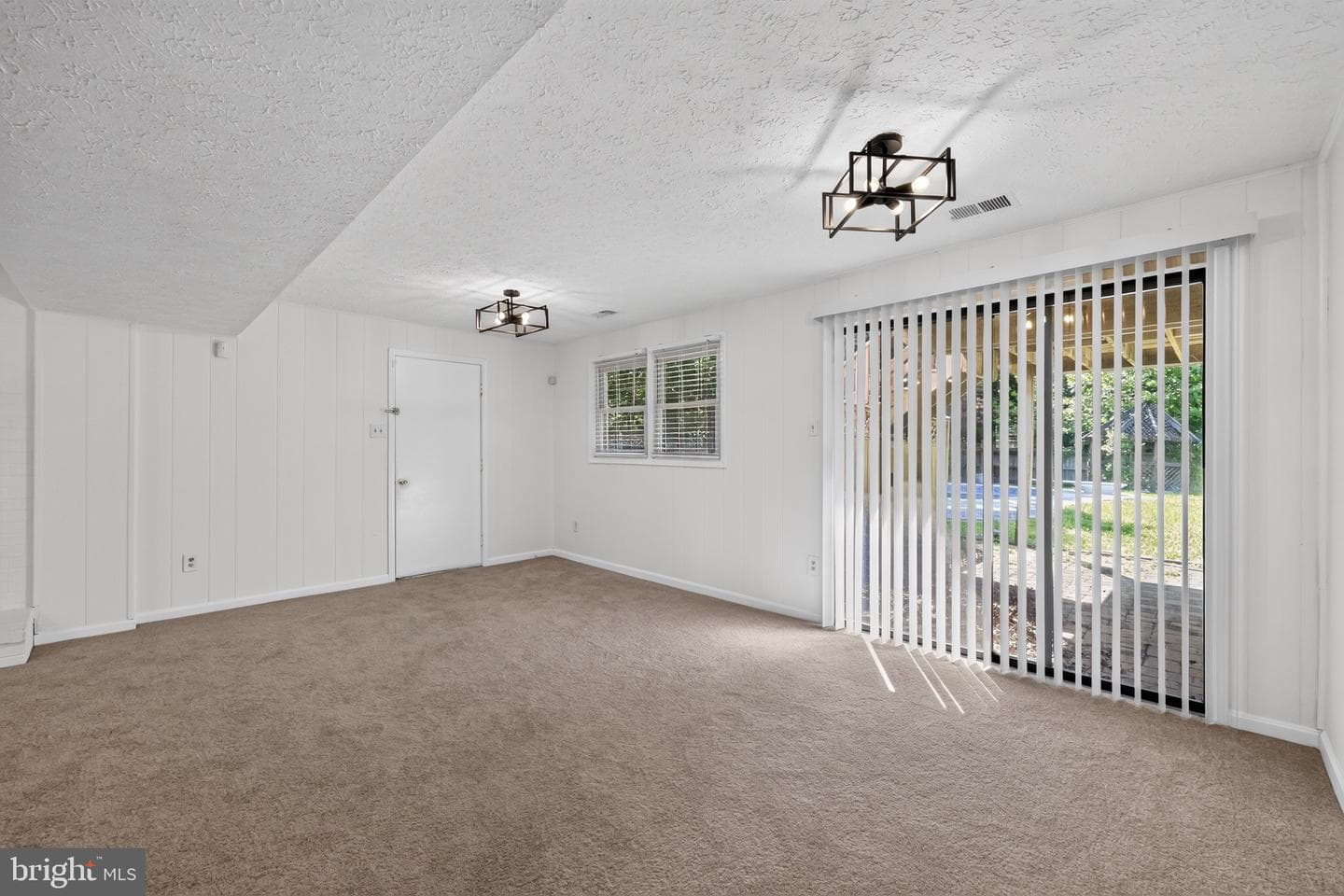 2861 Ridge Road photo 5