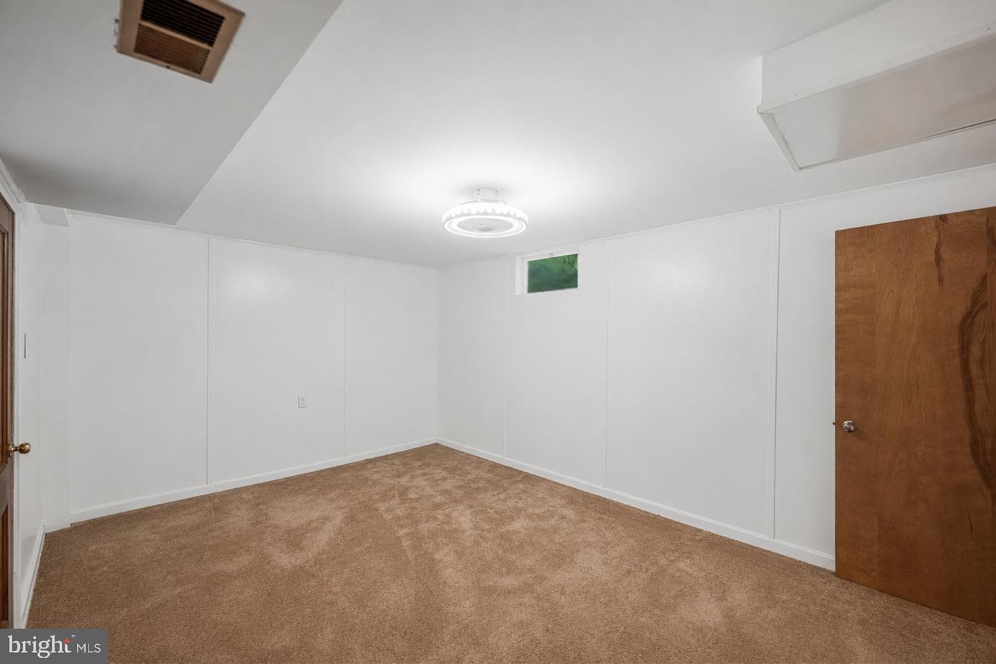 3042 Jenkins Lane photo 7