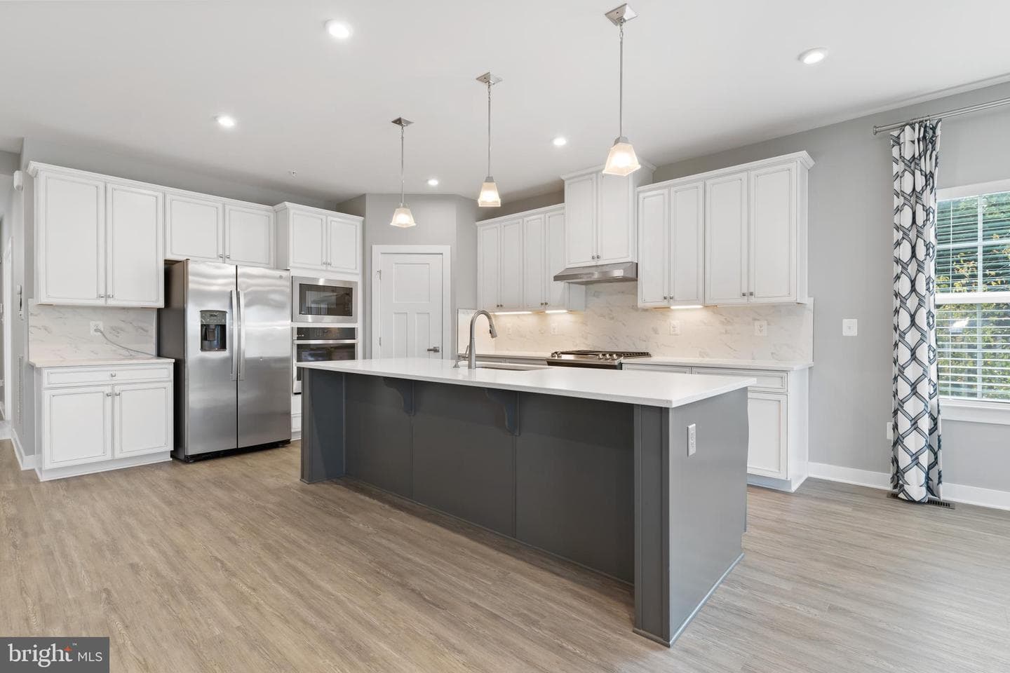 10602 Starfire Ln photo 11