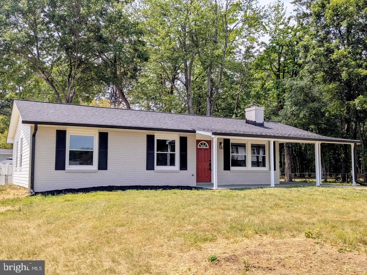 501 University Drive photo 15