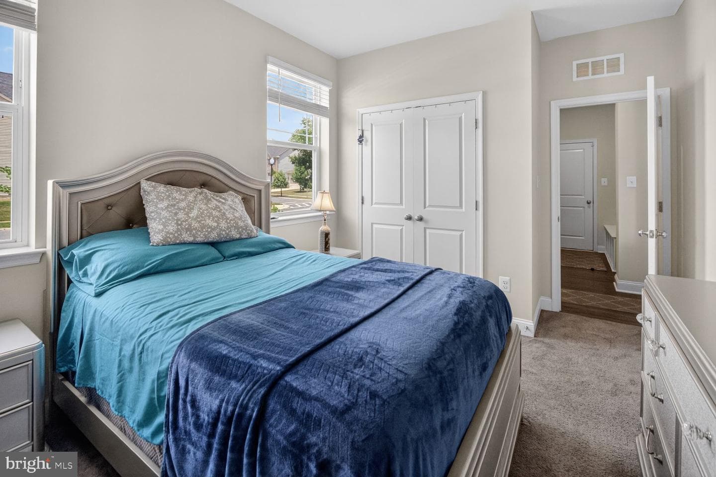 5451 Dundee Lane photo 16