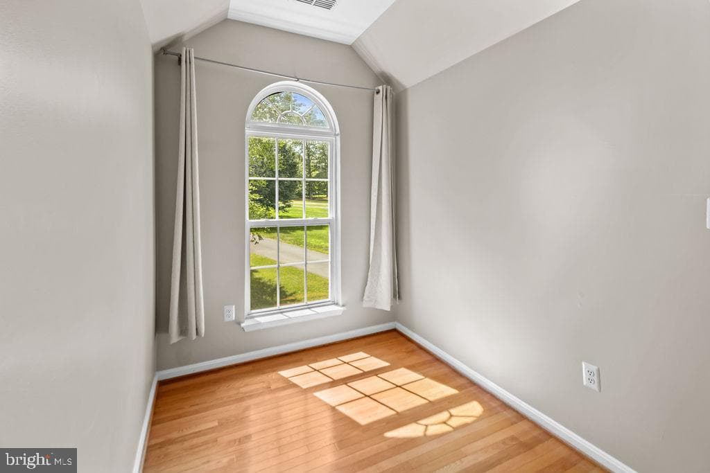8085 Norwich Court photo 58