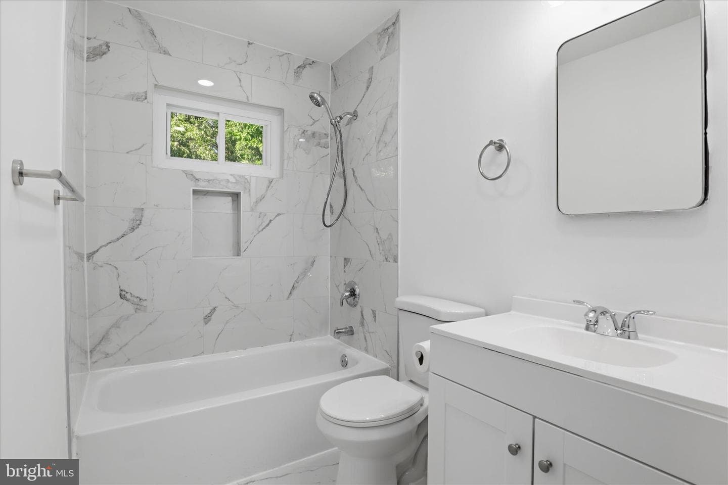 818 Copley Avenue photo 14