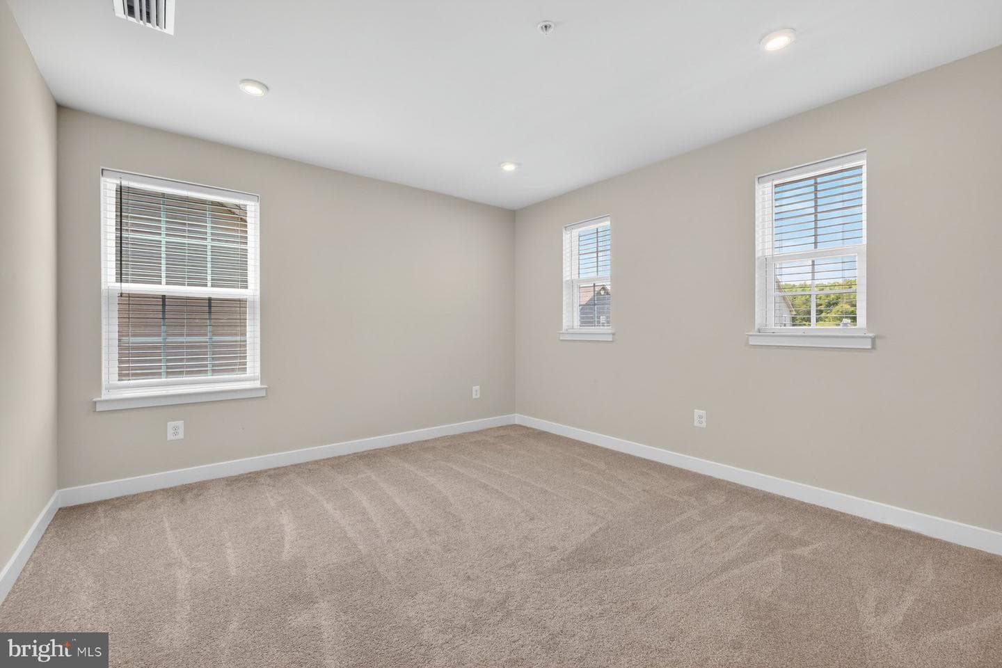 9210 Murdstone Lane photo 16