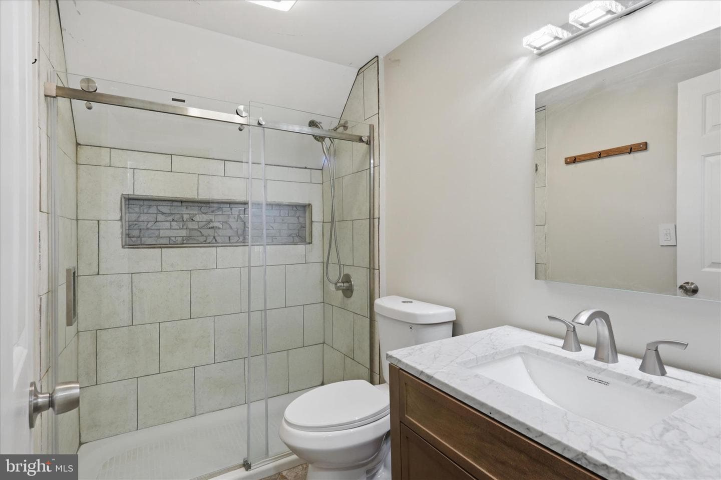 3454 Tamarack Court photo 19