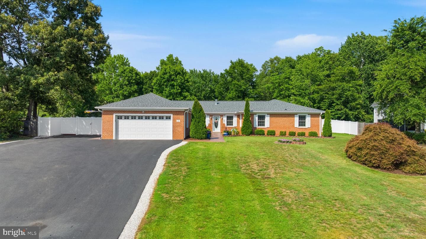 18 Quailwood Parkway, La Plata