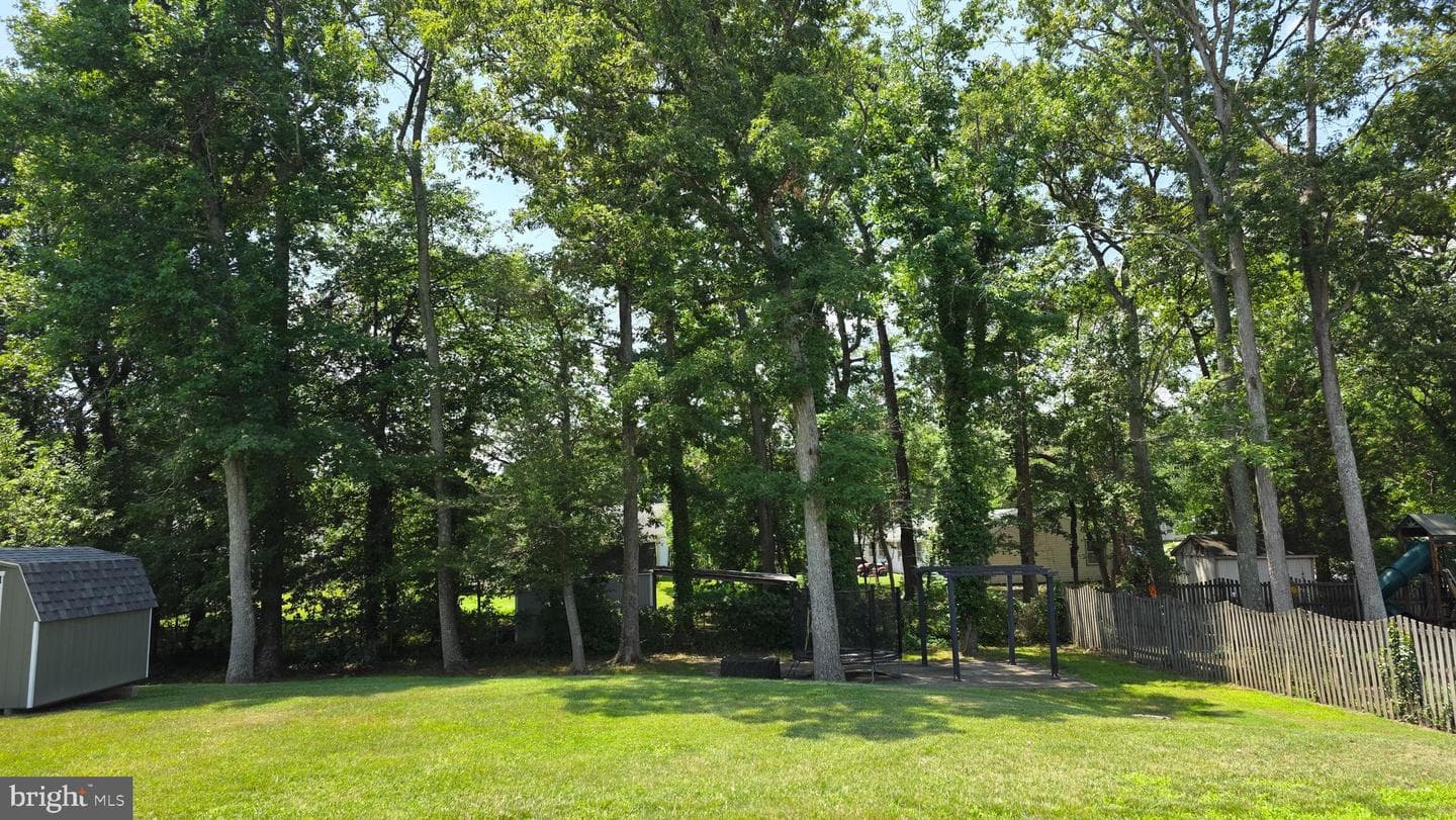 2780 Pinewood Drive photo 4