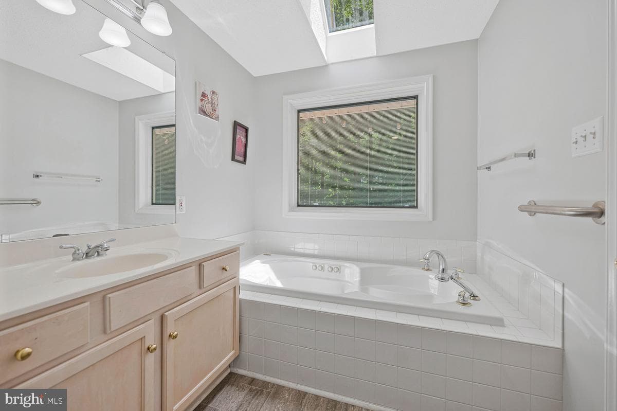 1010 Wales Drive photo 20