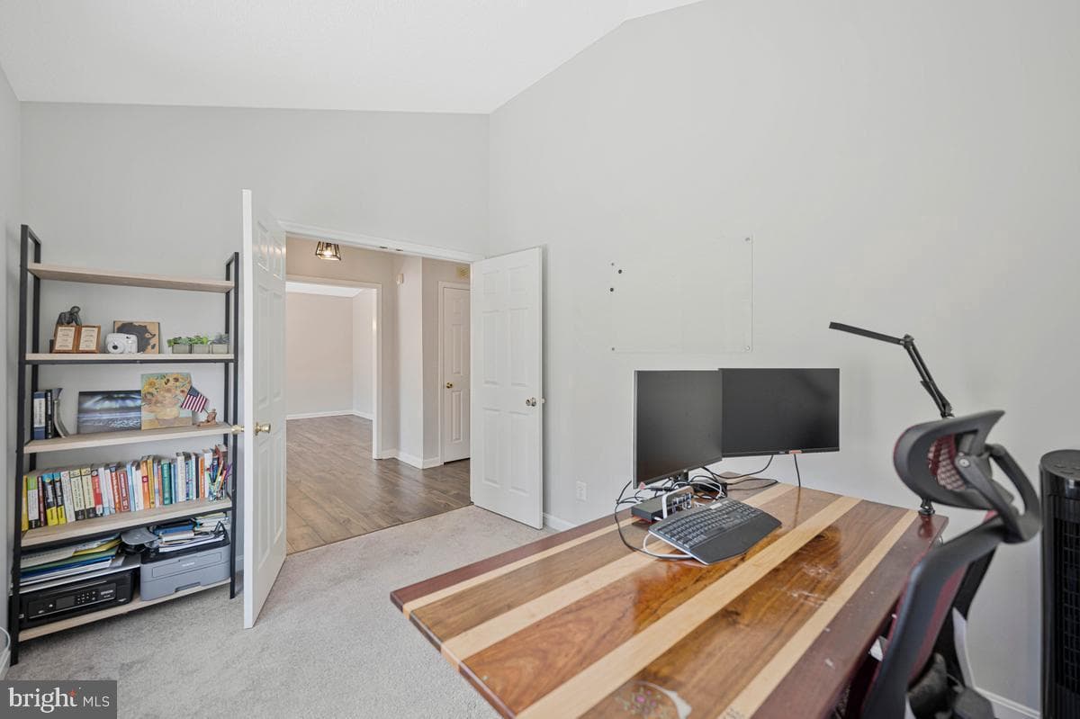 1010 Wales Drive photo 7