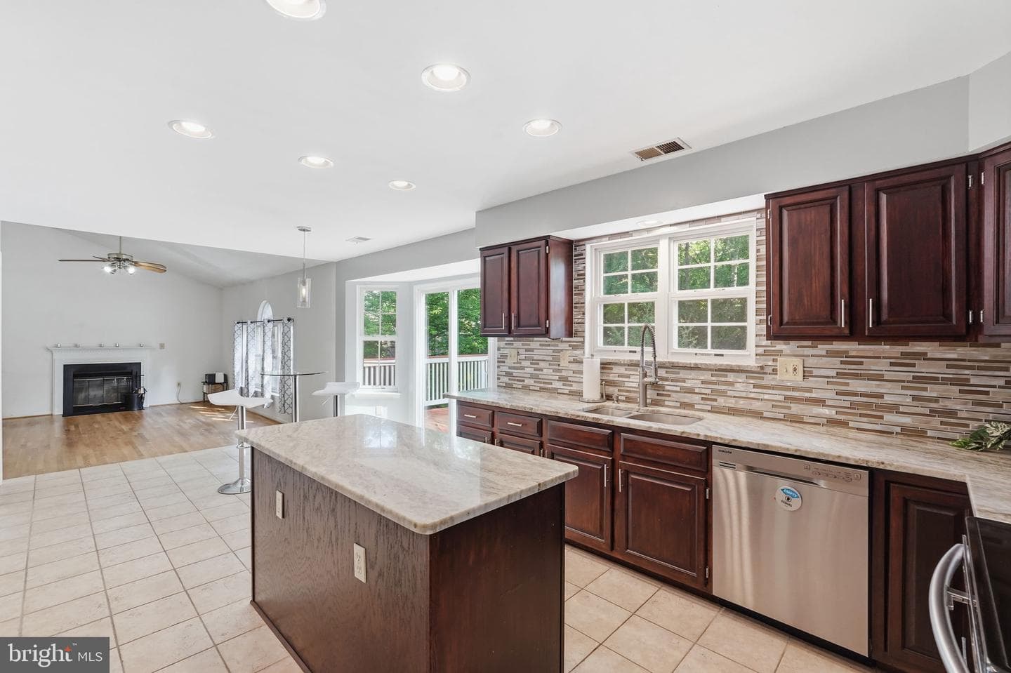 11305 Acton Drive photo 7