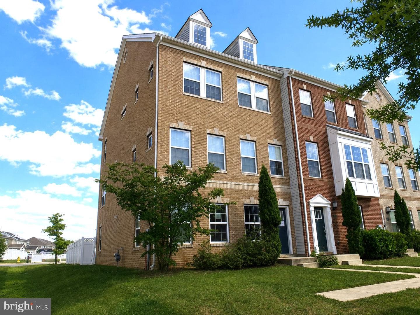 11240 Saint Luke Drive, White Plains