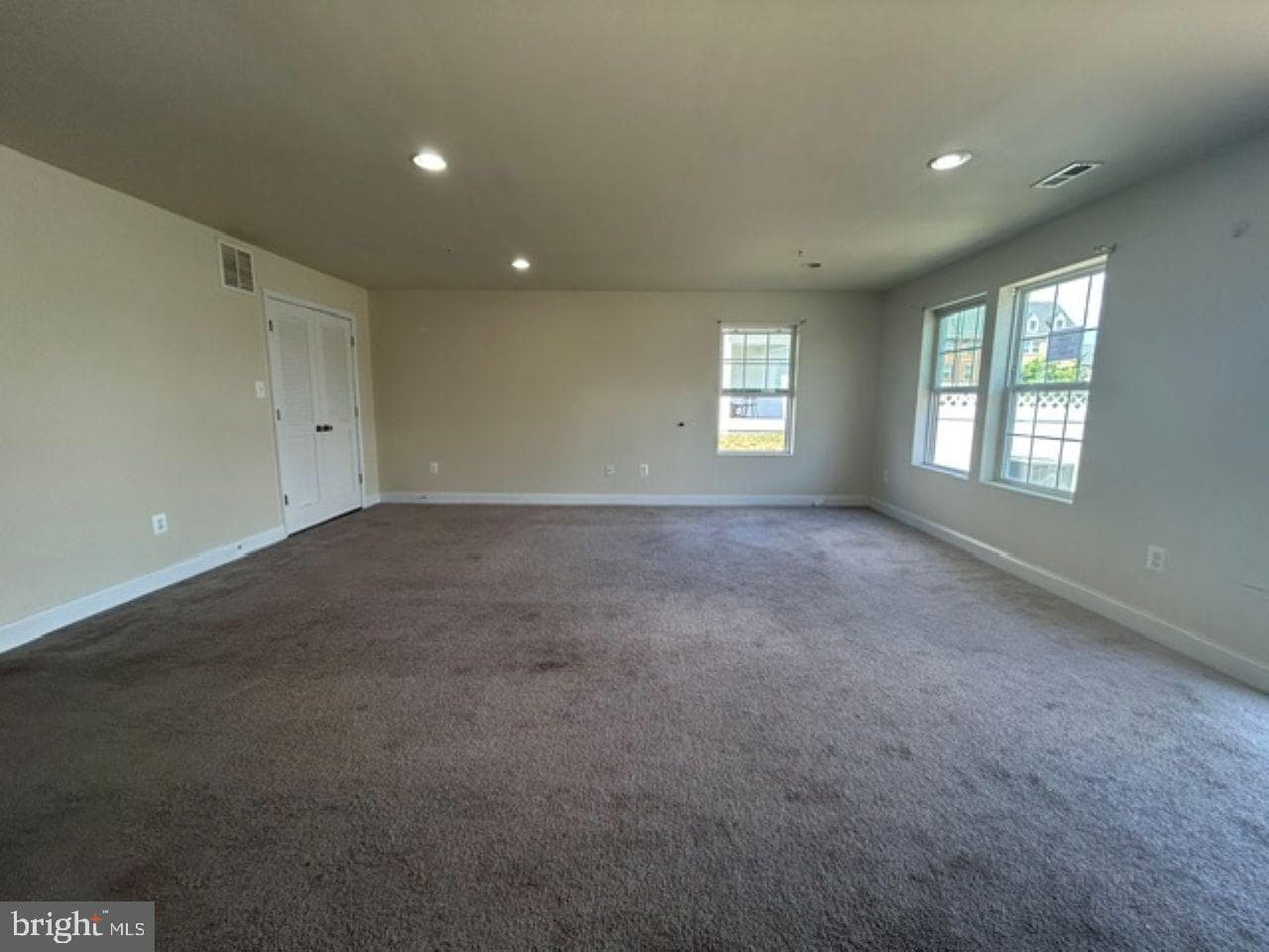 11240 Saint Luke Drive photo 4