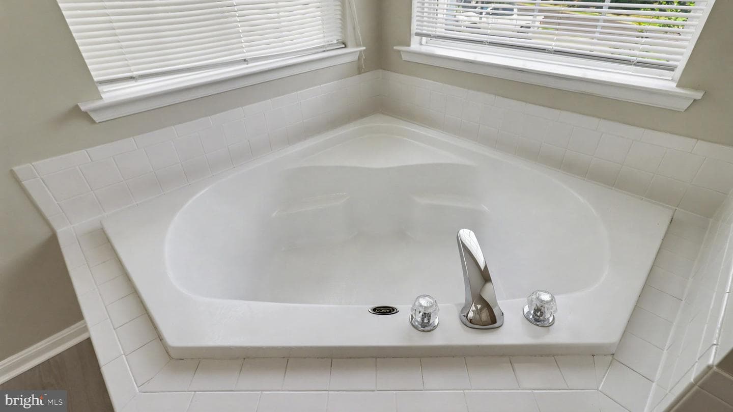 101 Powhatan Court photo 39