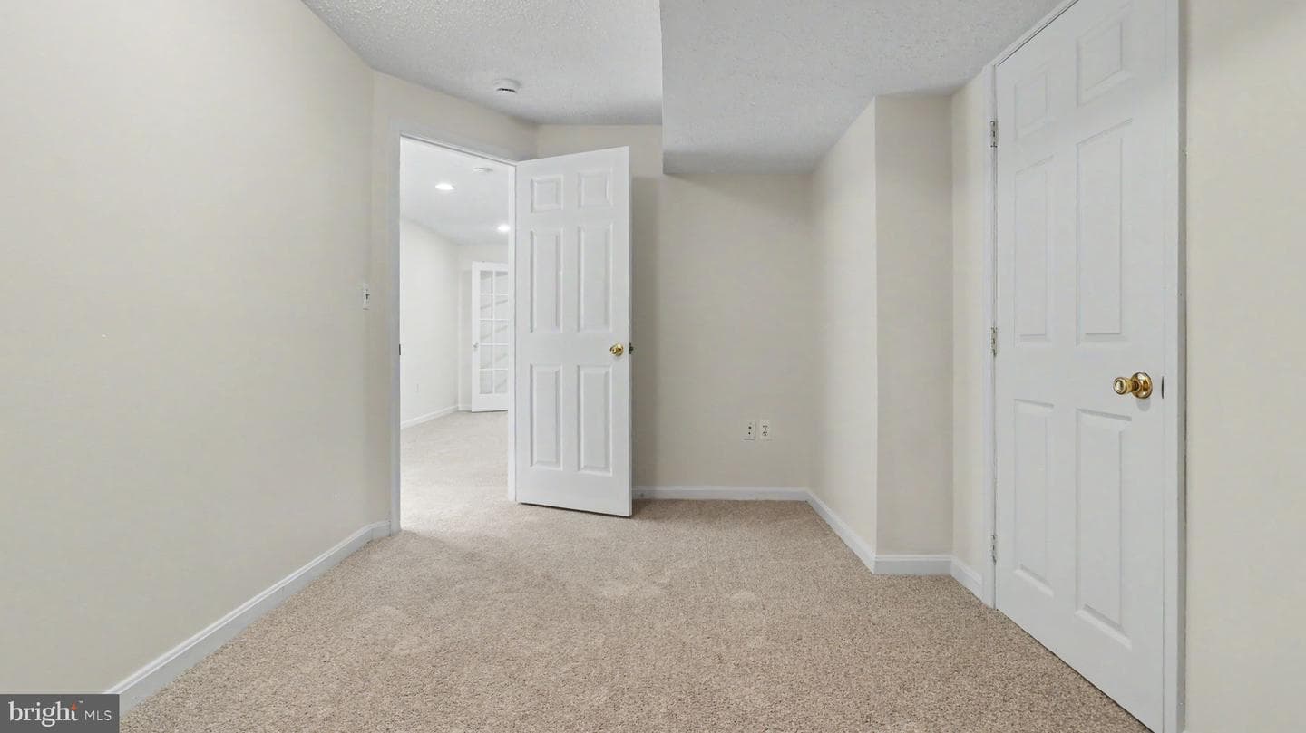 101 Powhatan Court photo 63