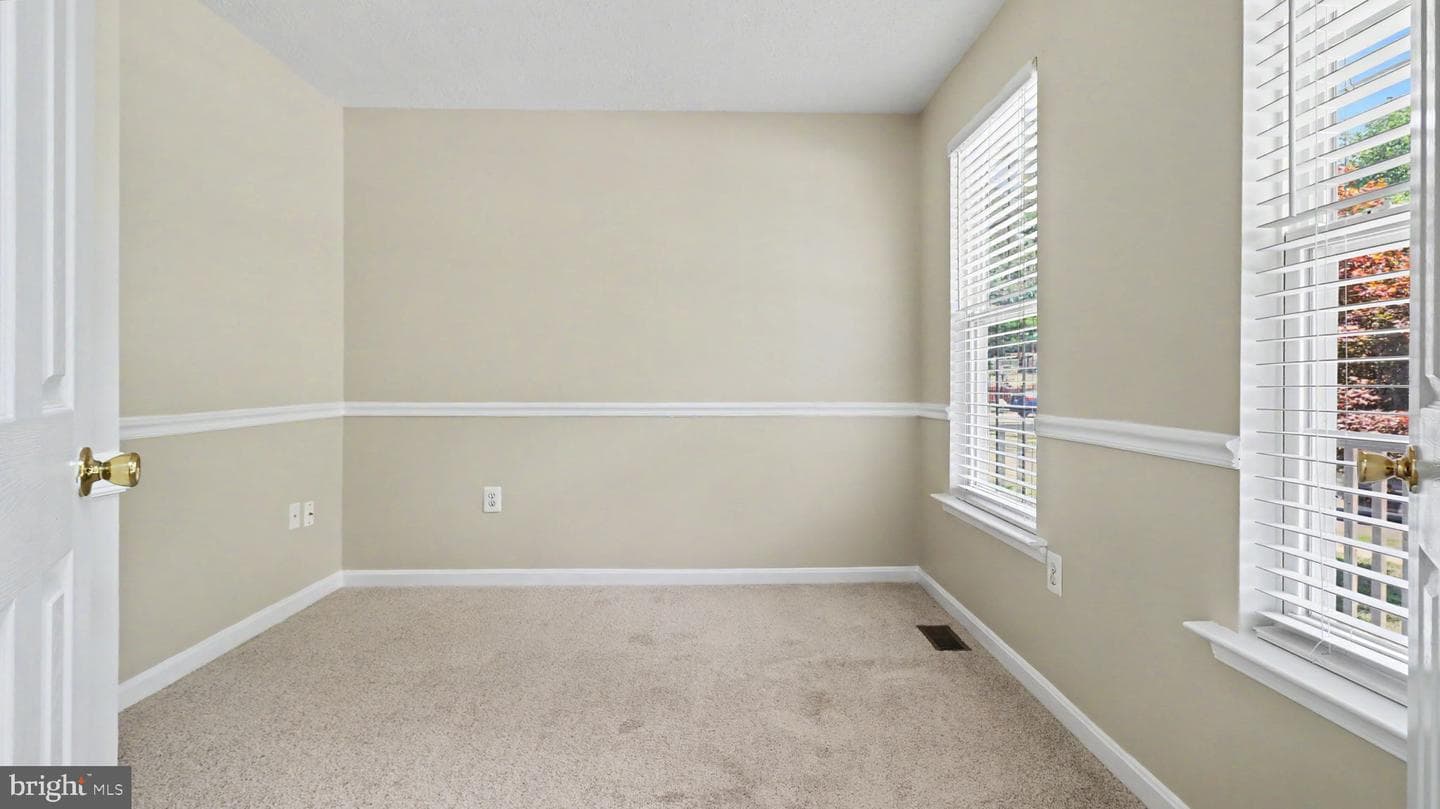 101 Powhatan Court photo 7
