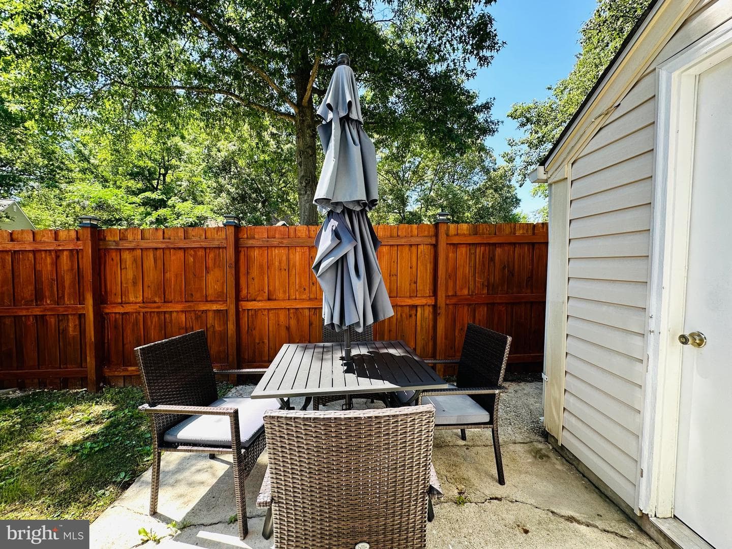 3433 Azalea Place photo 32