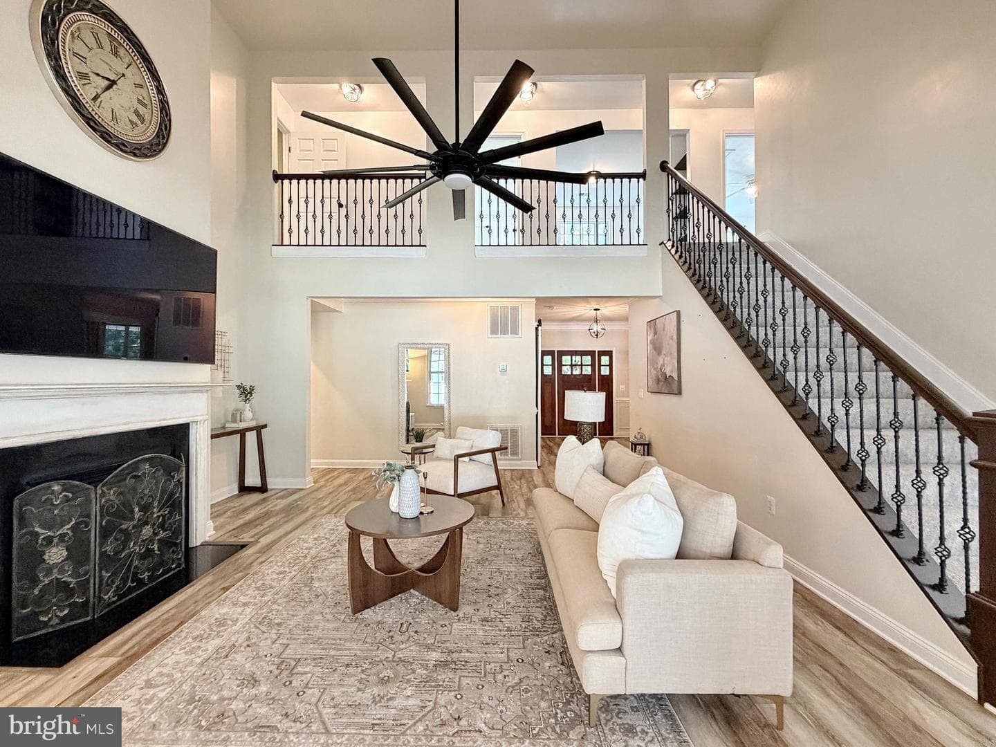 13655 Waverly Point Road, Newburg