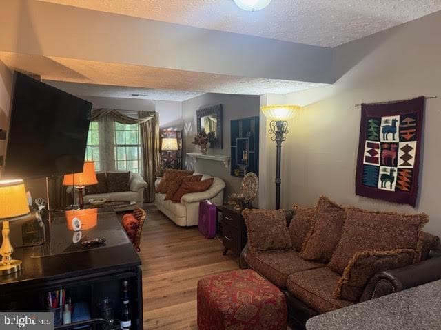 6207 Deerwood Court photo 7