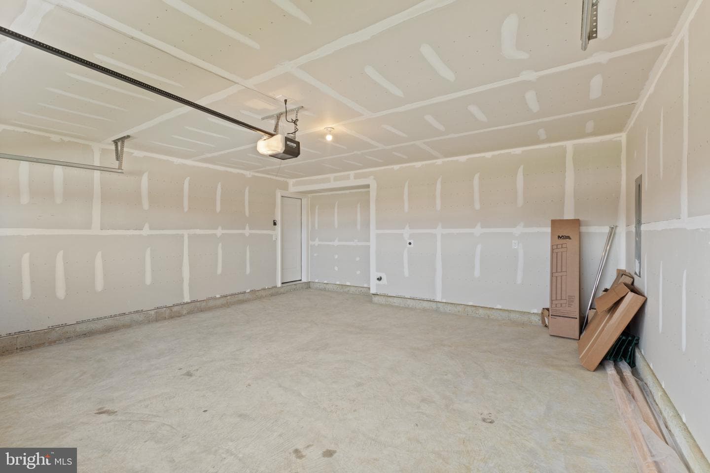 261 Long Branch Lane photo 4