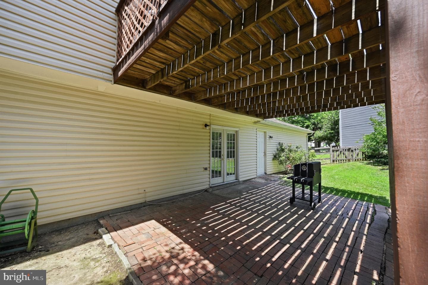 2302 Imperial Court photo 43