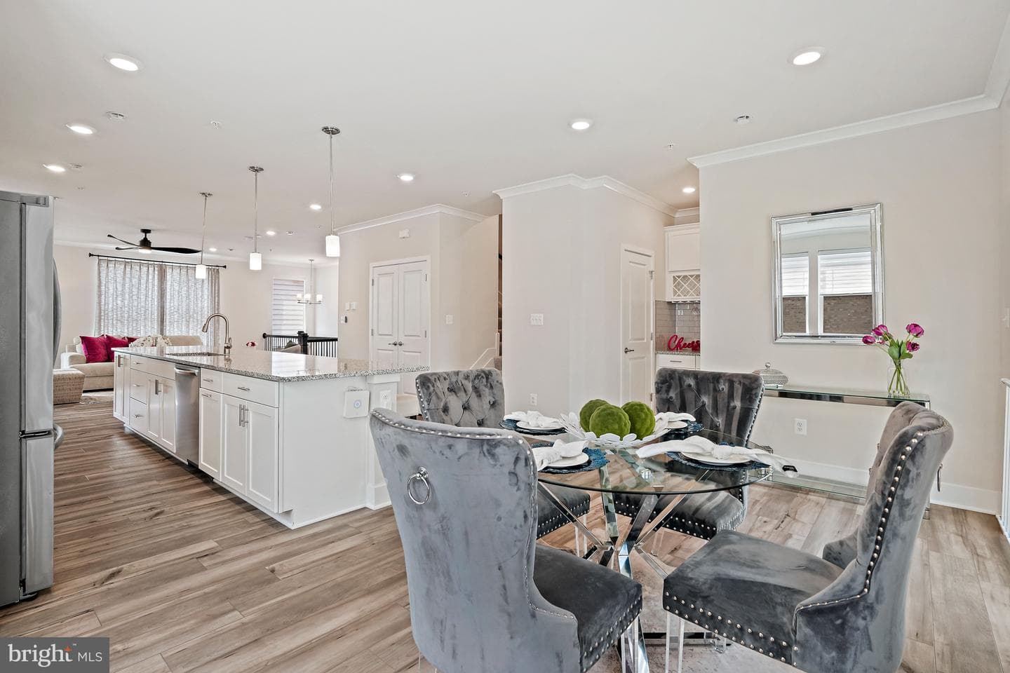 3057 Perthshire Place photo 15
