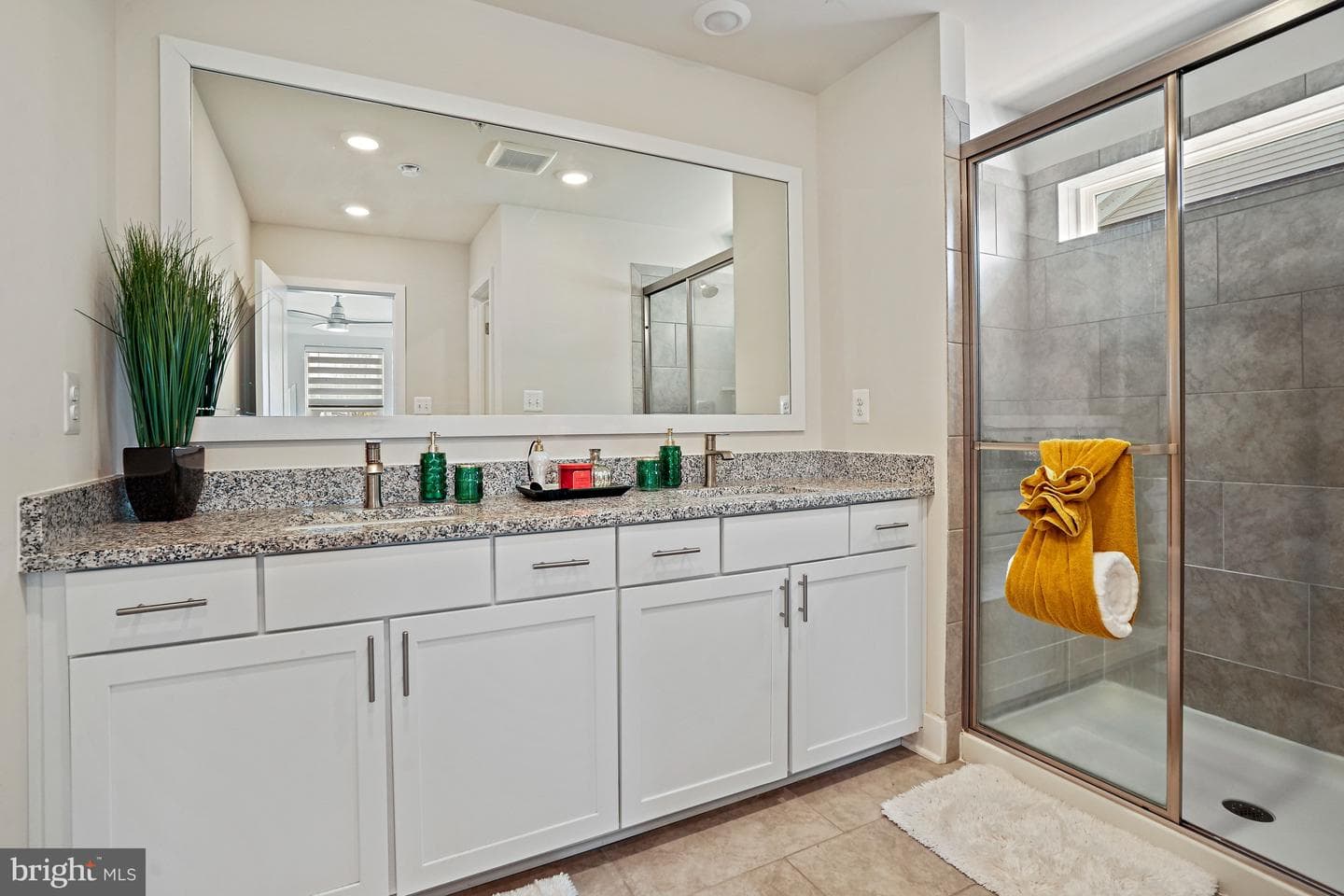 3057 Perthshire Place photo 22