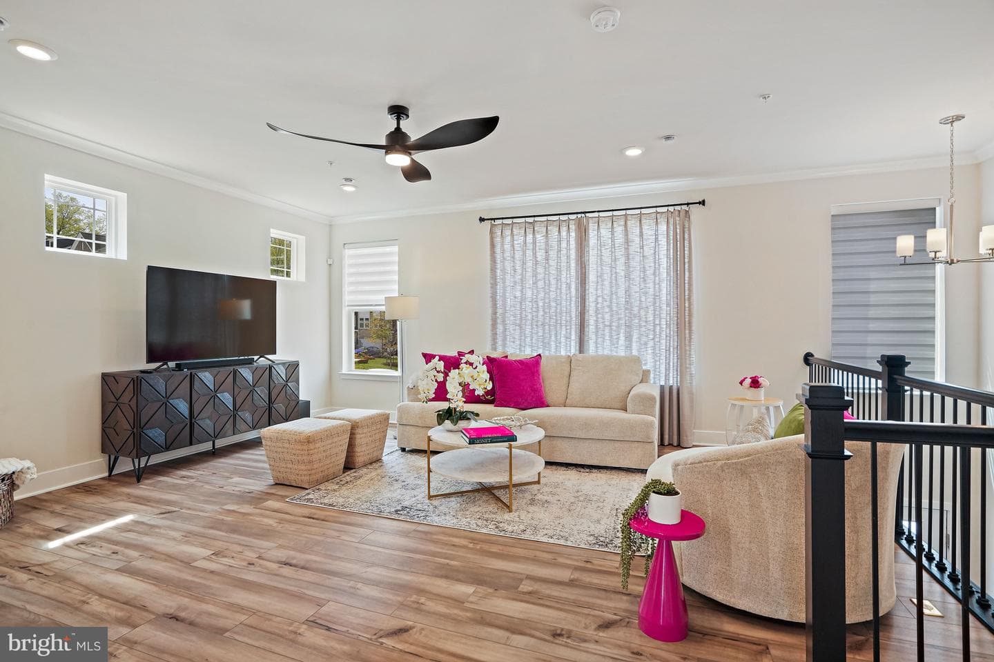 3057 Perthshire Place photo 6