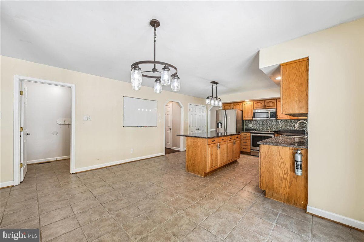 16956 Rivers Reach Lane photo 24