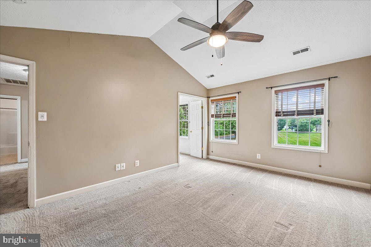 16956 Rivers Reach Lane photo 31