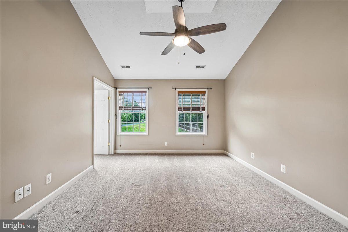 16956 Rivers Reach Lane photo 32