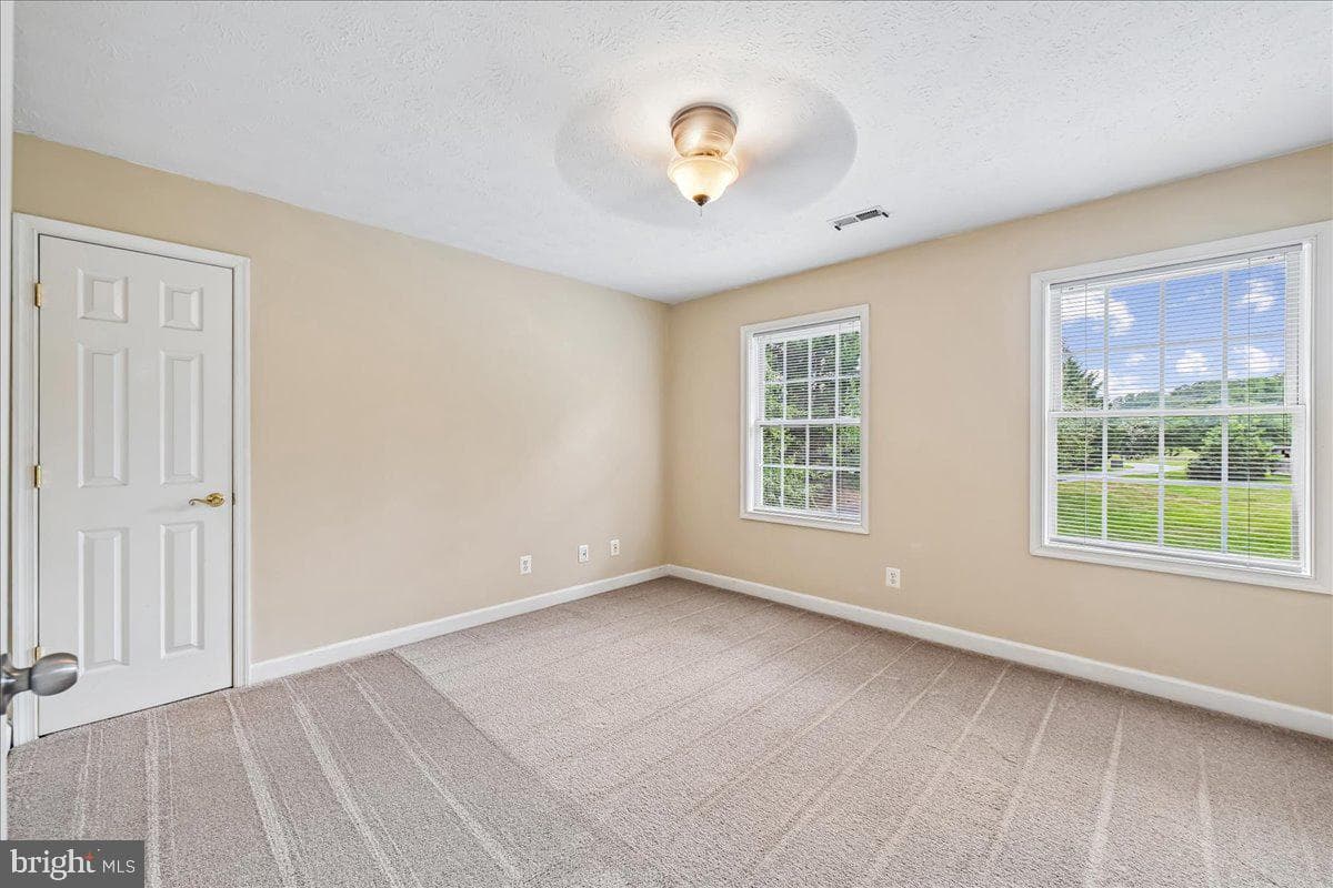 16956 Rivers Reach Lane photo 42