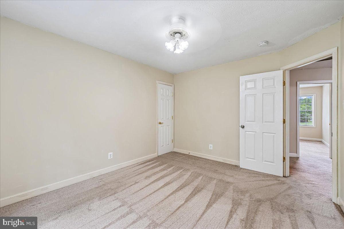 16956 Rivers Reach Lane photo 48