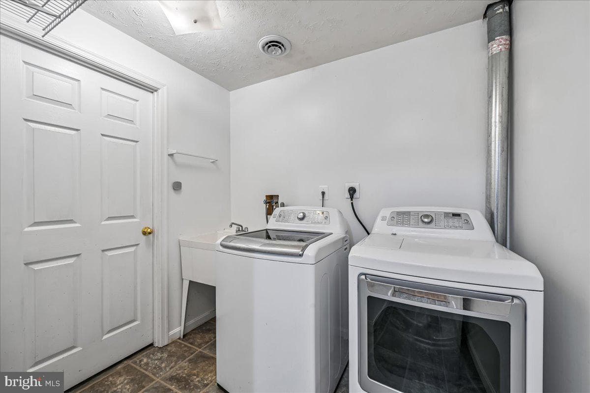 16956 Rivers Reach Lane photo 57