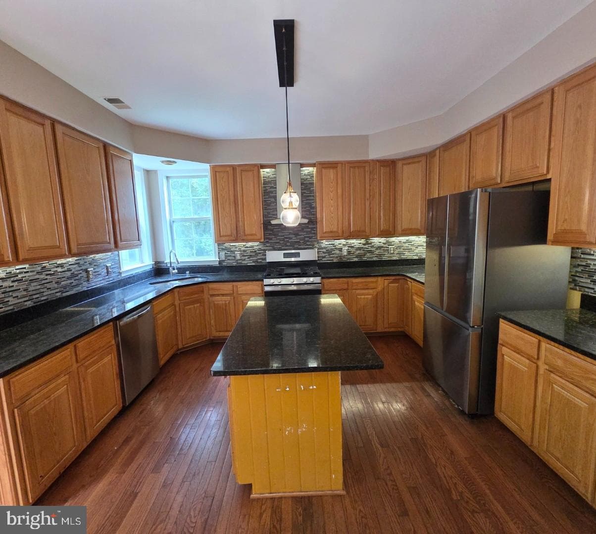8264 Cheswolde Court photo 7