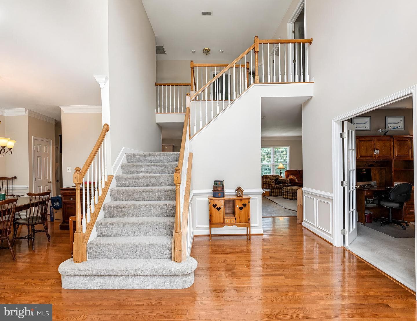 1002 Canterbury Lane photo 10