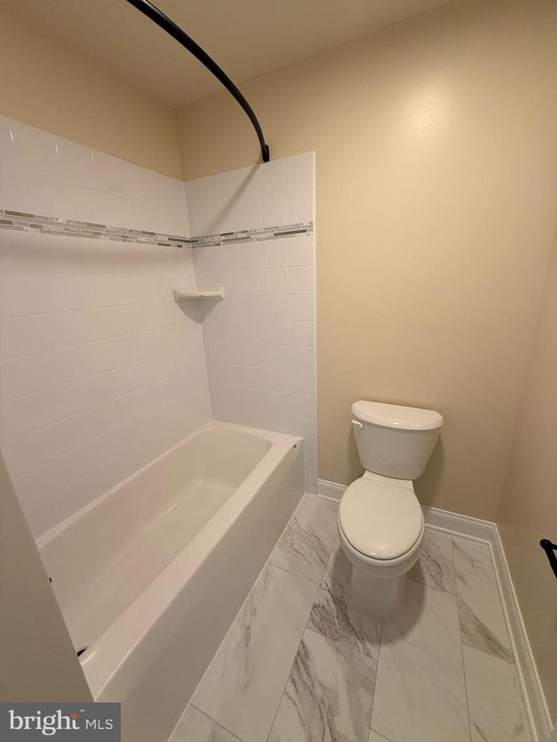 12335 Calverts Run Court photo 9