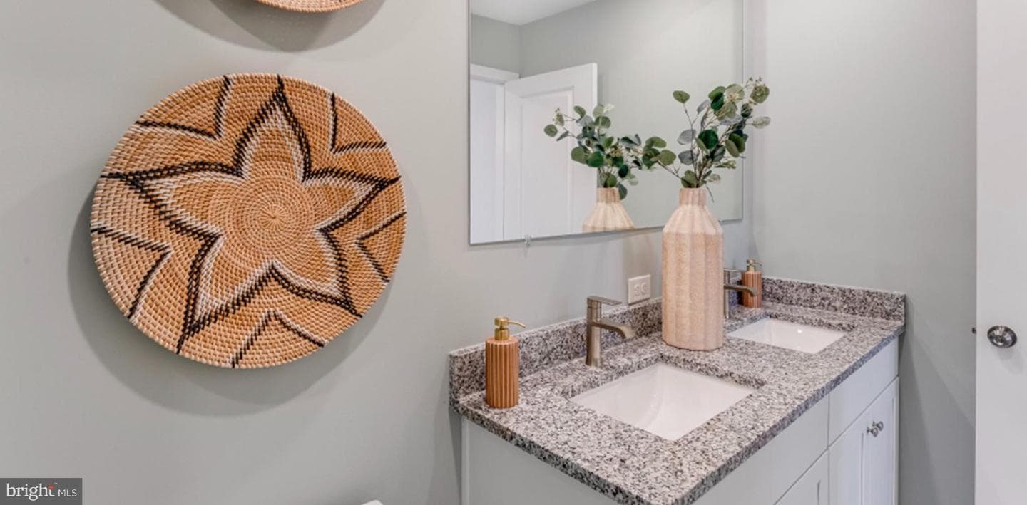 5376 Newport Circle photo 15