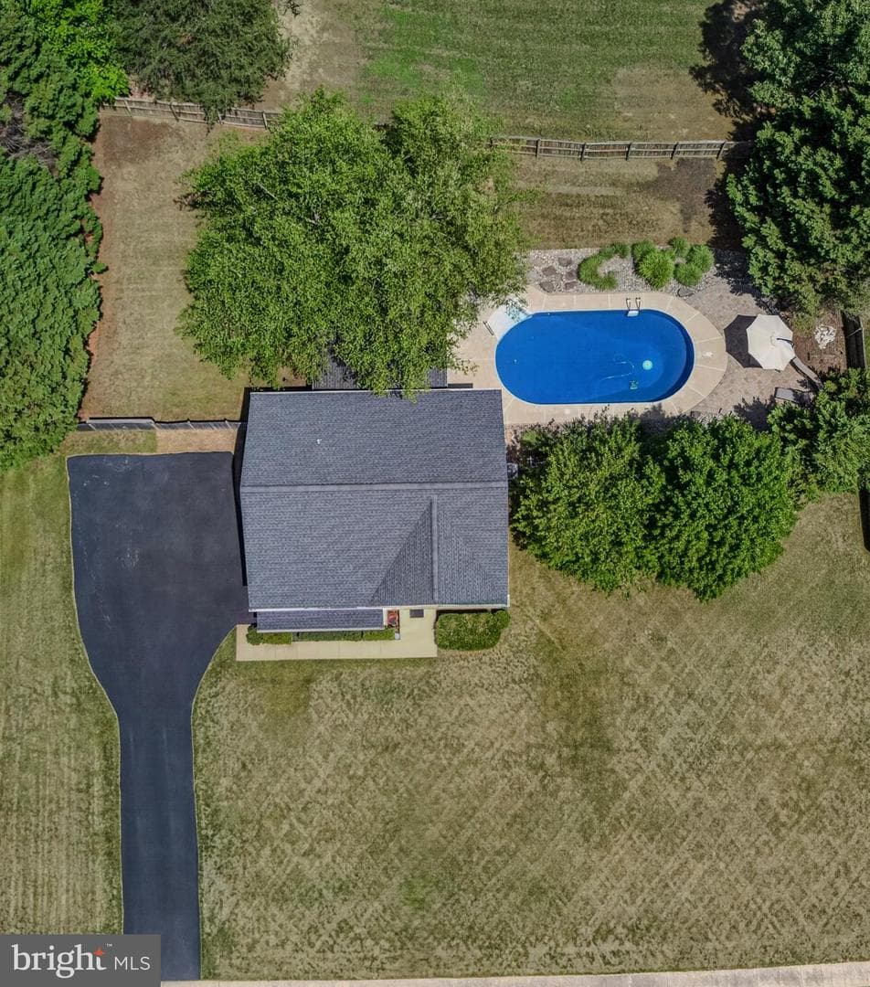 1034 Norfolk Drive photo 13