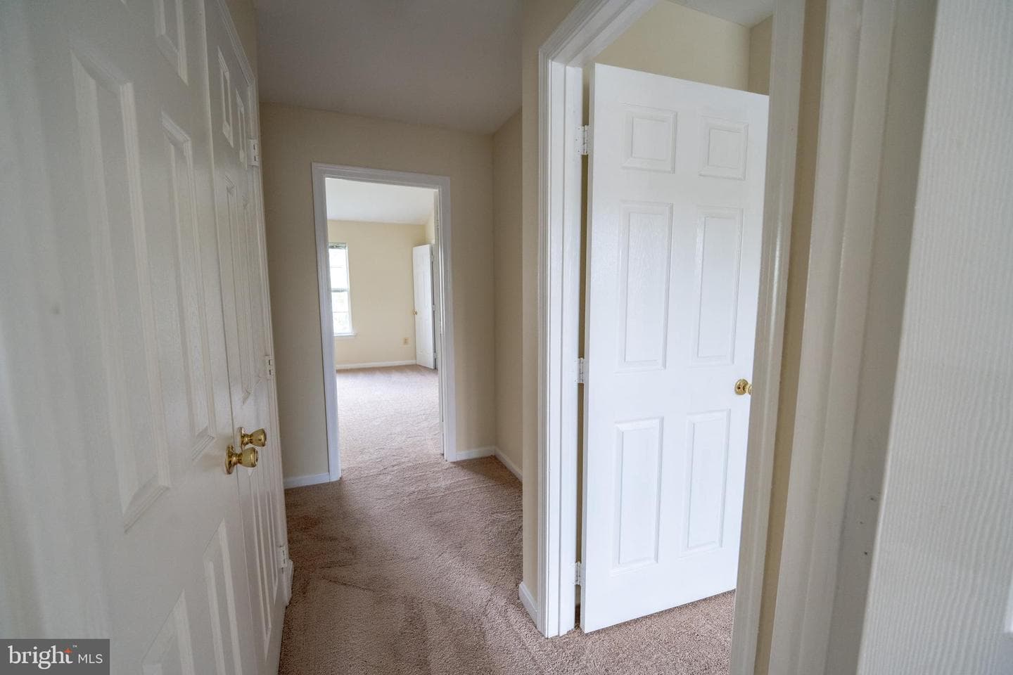 2607 Enterprise Place photo 22