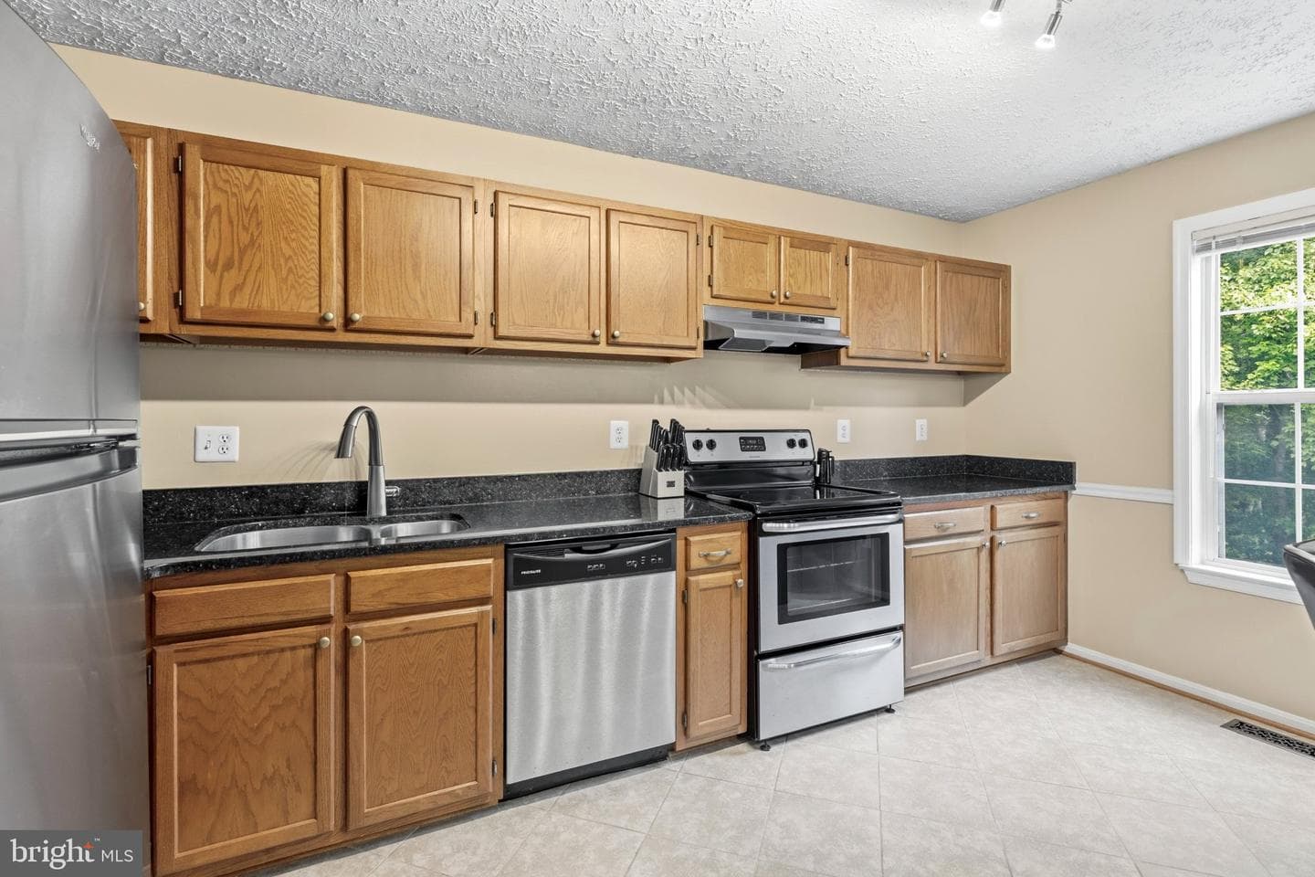 6744 Pauline Court photo 19