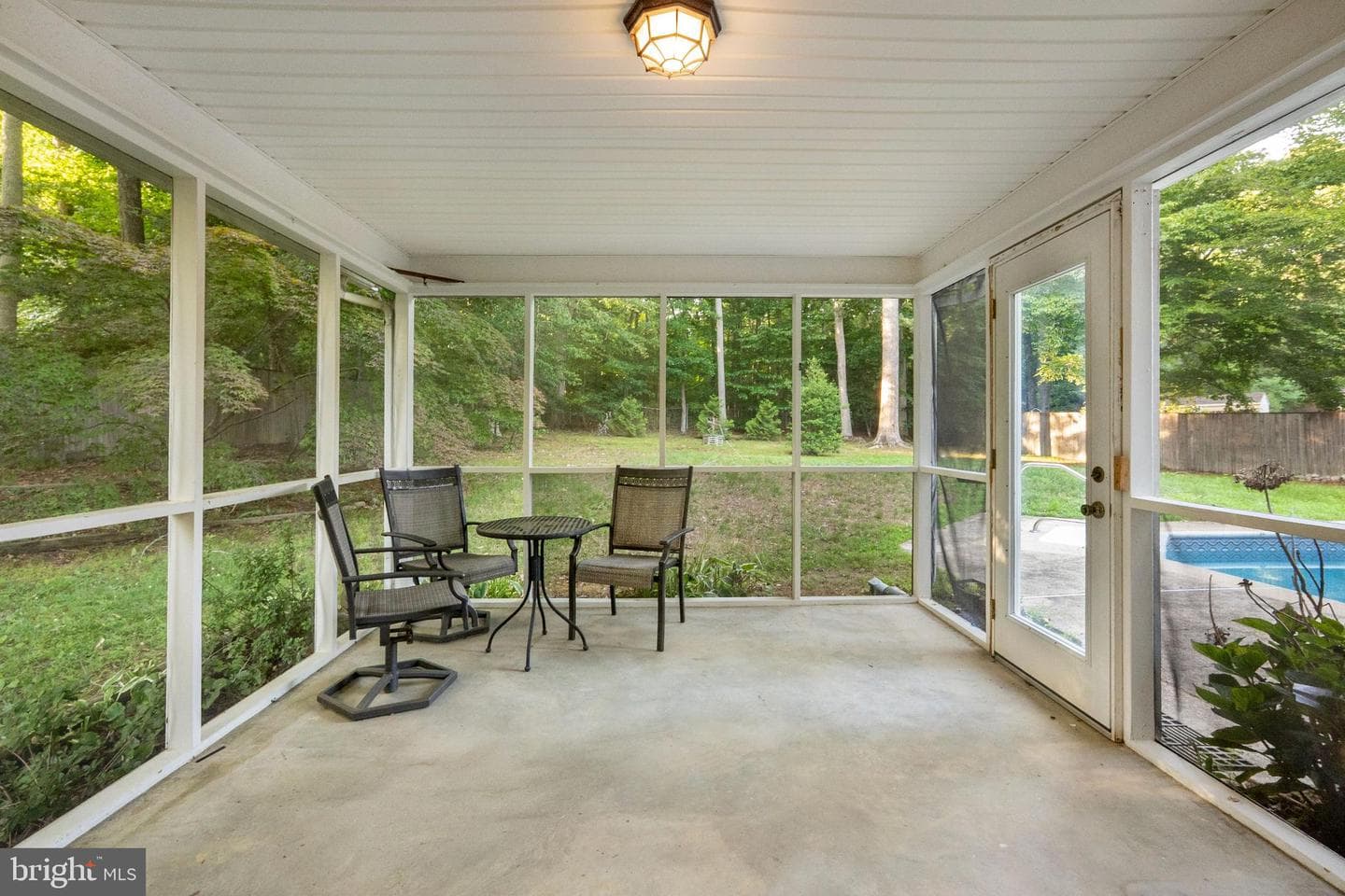 108 Oriole Lane photo 32