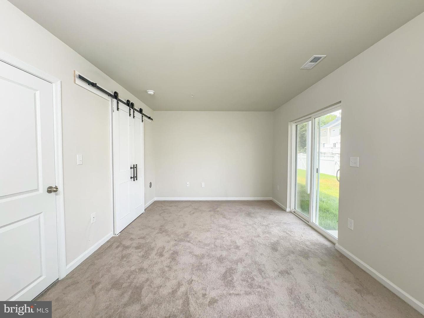 5568 Marksburg Pl photo 18