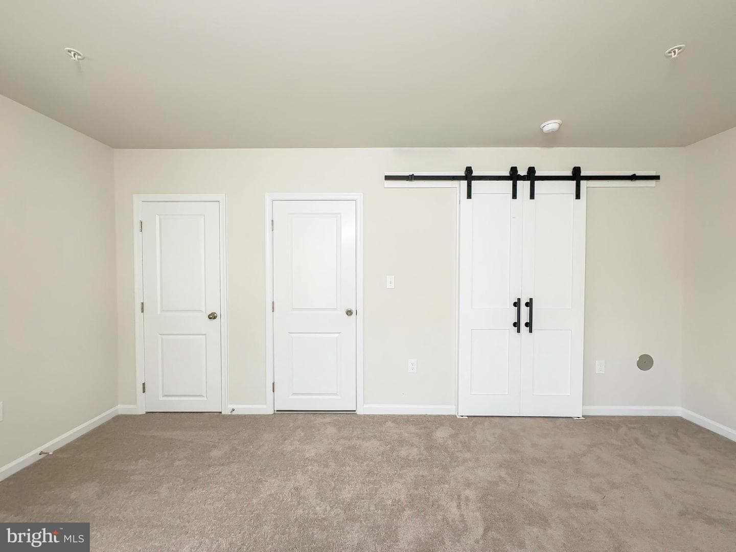 5568 Marksburg Pl photo 7