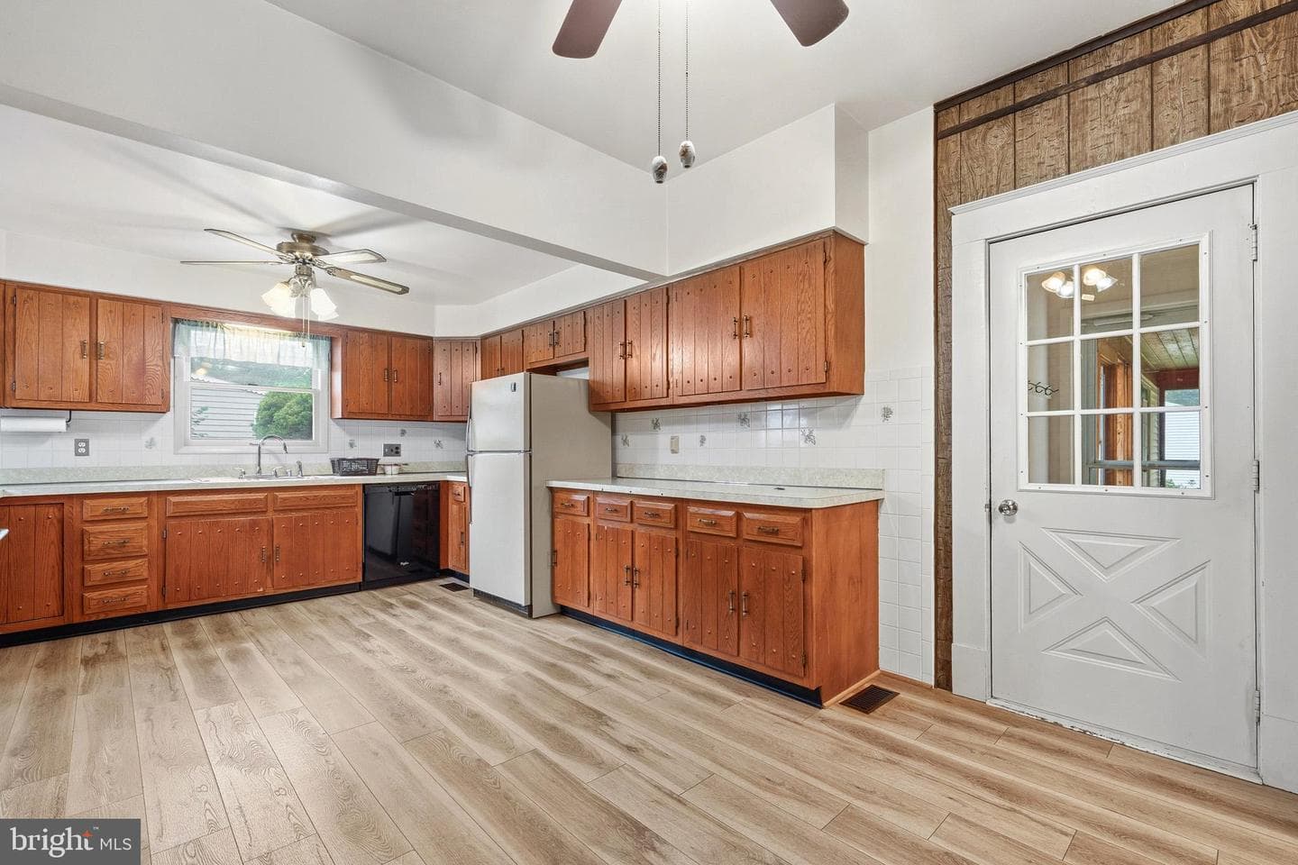305 Prospect Street photo 15