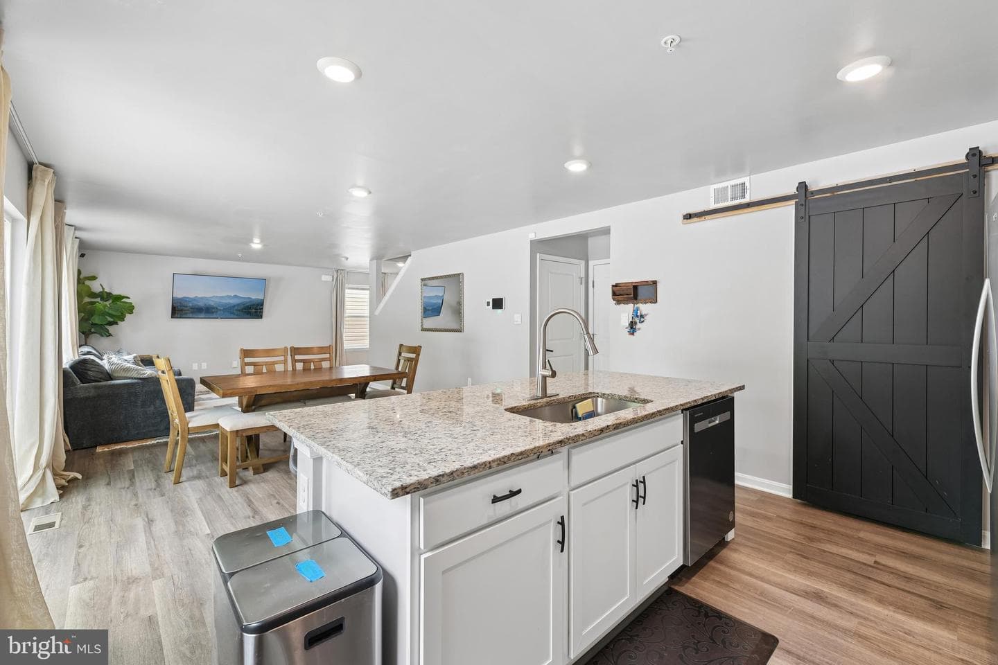 1030 Merry Elm Ln photo 11