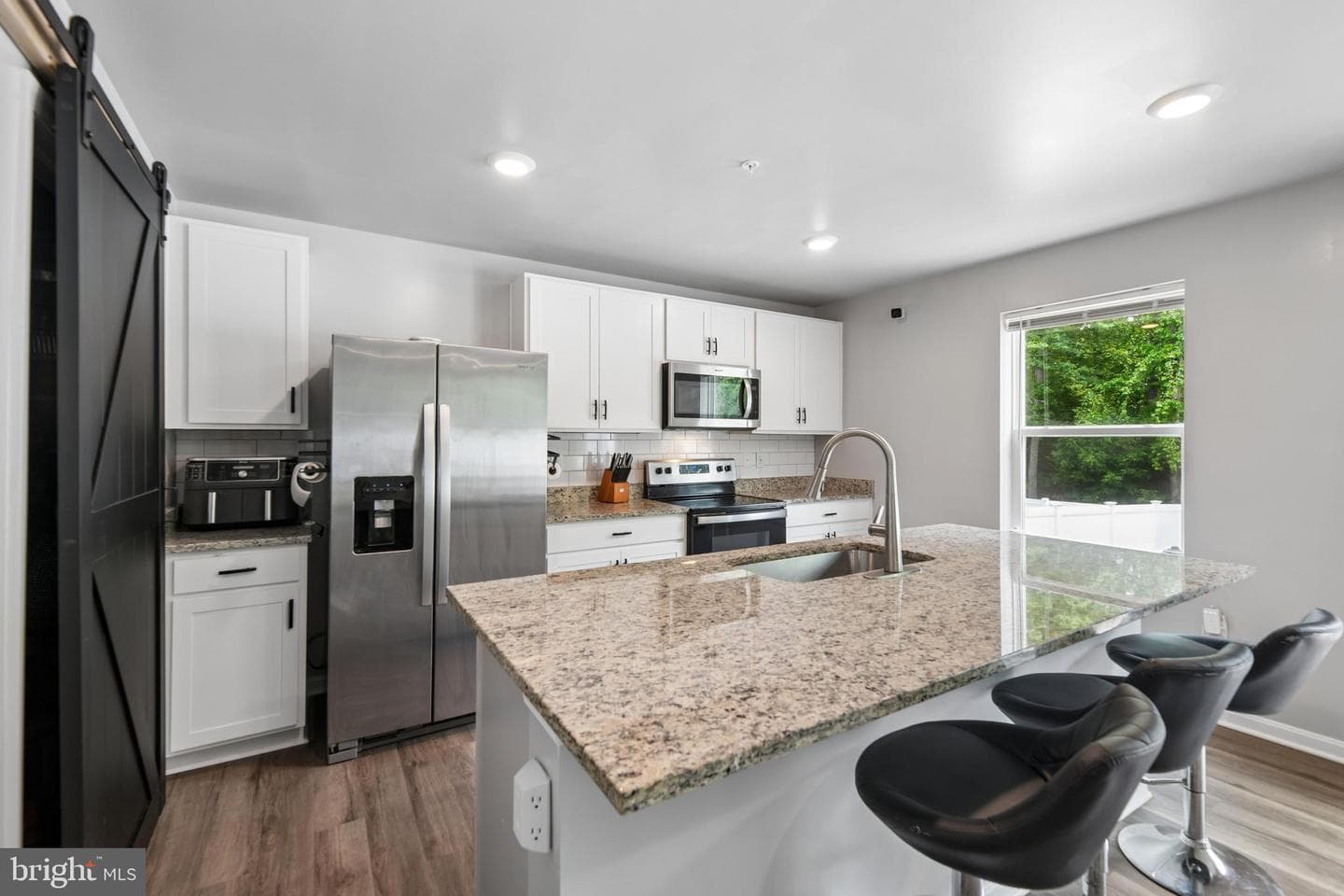 1030 Merry Elm Ln photo 12
