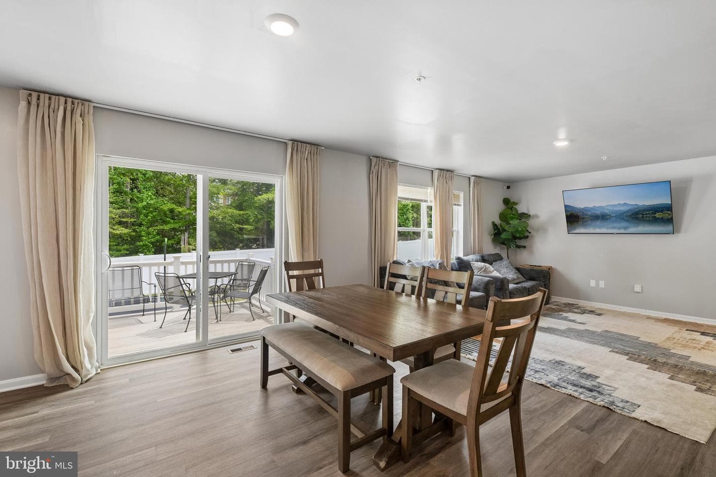 1030 Merry Elm Ln photo 17