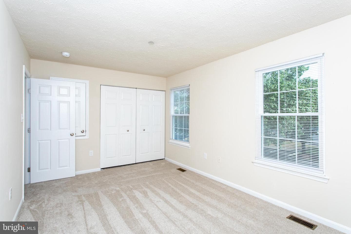2533 Regal Place photo 27